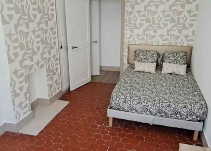 Apartment Le Chapelier - Dans L'eccuson Nimes