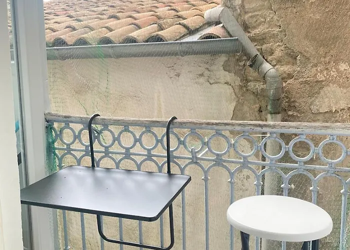 Le Chapelier - Dans L'eccuson Nimes